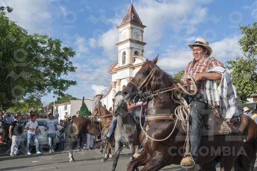 Cabalgata,Festival del Sanjuanero Huilense,Rivera,Huila / Ride,Sanjuanero Huilense festival,Rivera,Huila